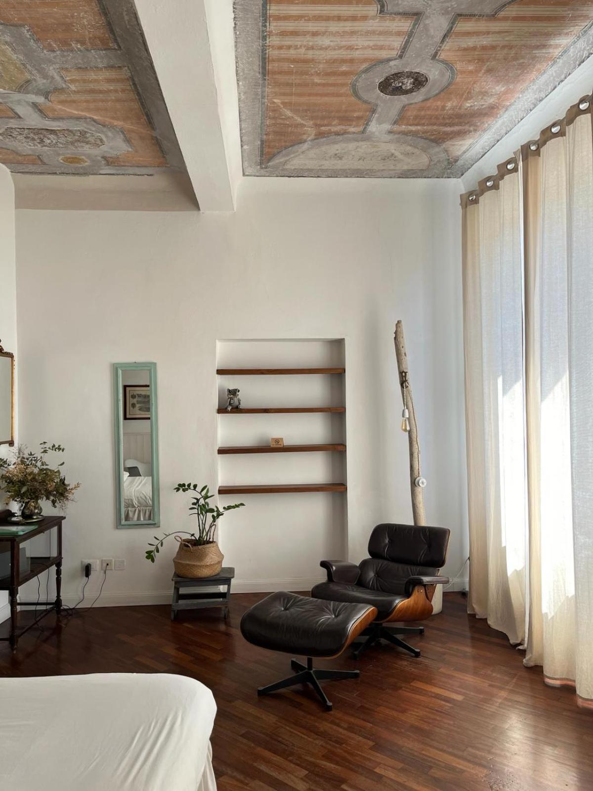 The Sunshine Loft Apartment Livorno Room photo